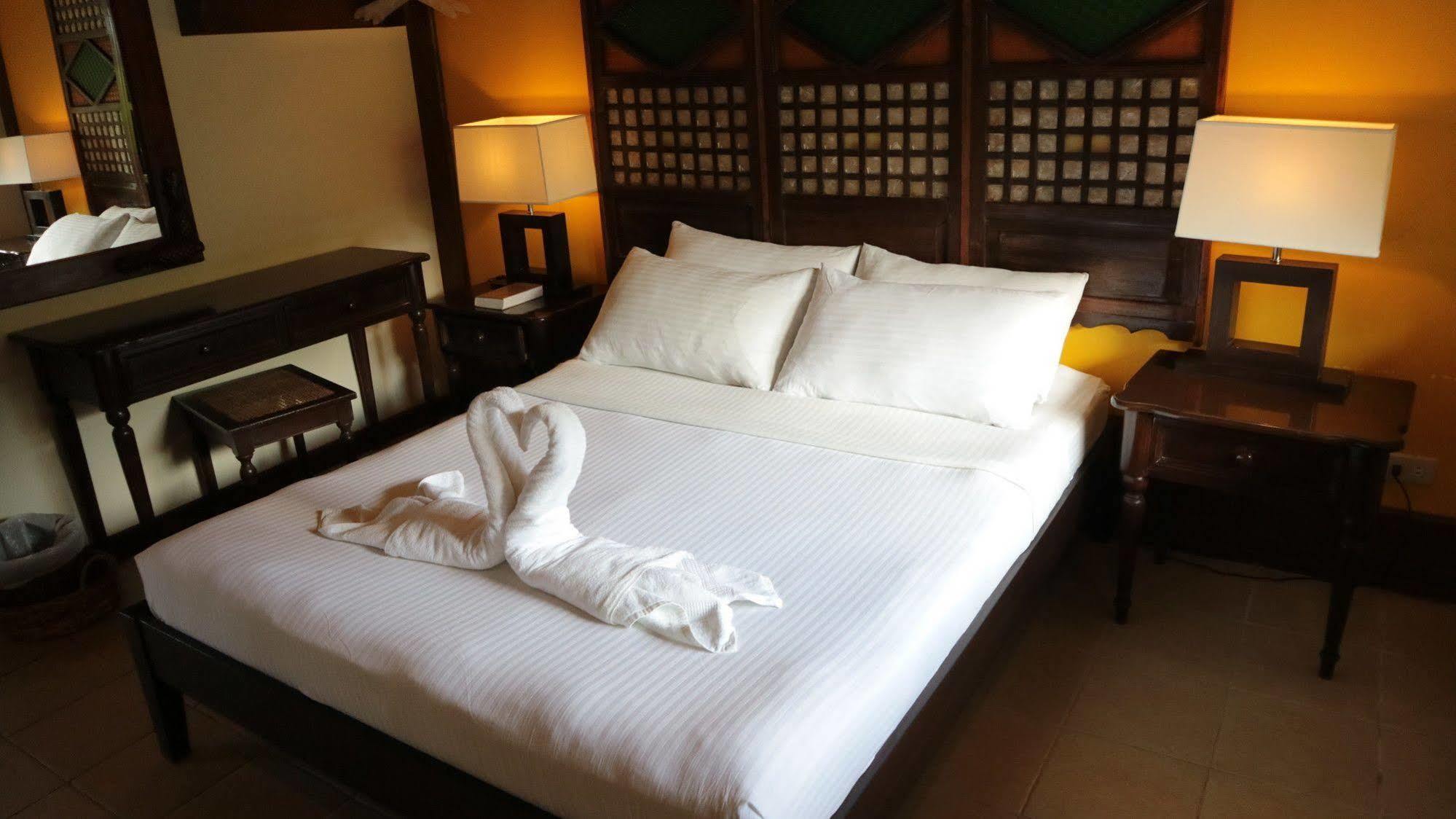 Puerto Del Sol Beach Resort And Hotel Club Bolinao Pangasinan Exteriér fotografie